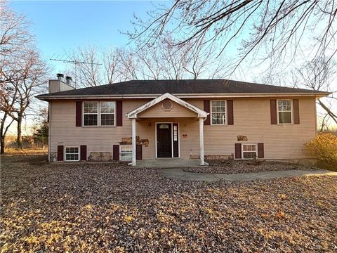 33251 Koala Circle Excelsior Springs MO 64024