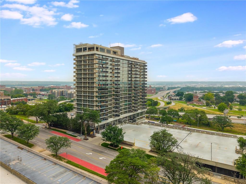 600 Admiral Boulevard 1802