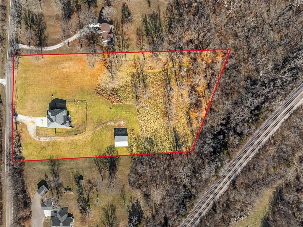 925 County Road B N/A