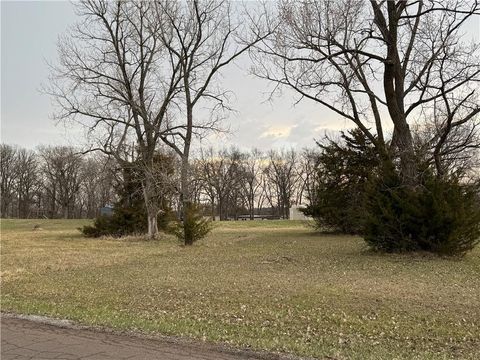 MLS: 2526269