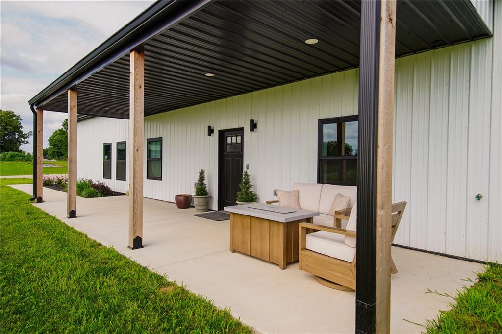 8009 S Enochs Mills Road