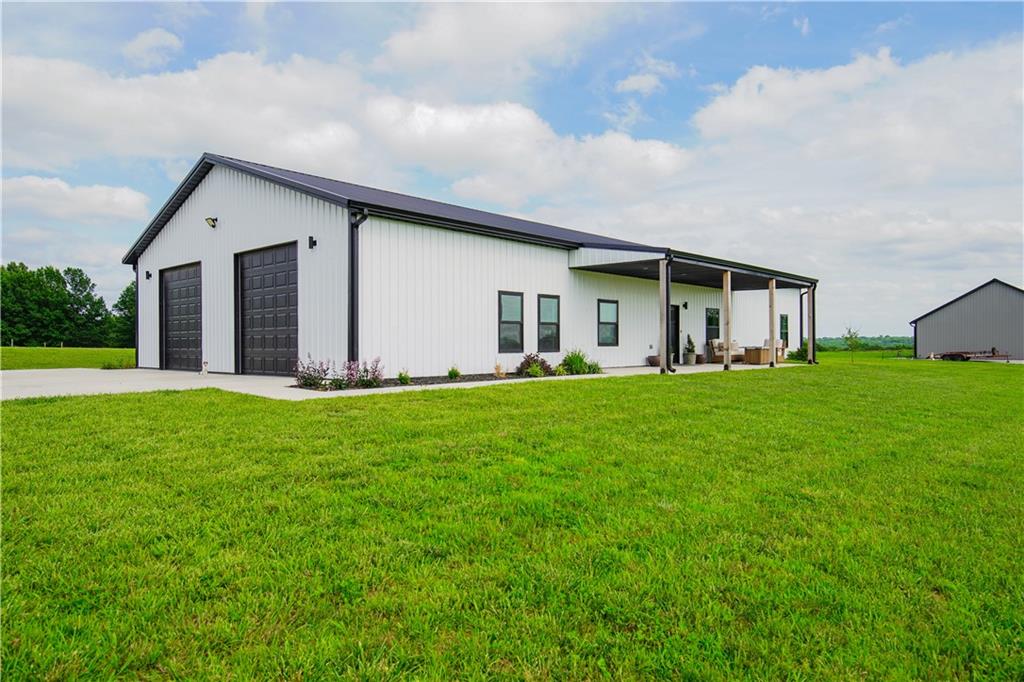 8009 S Enochs Mills Road