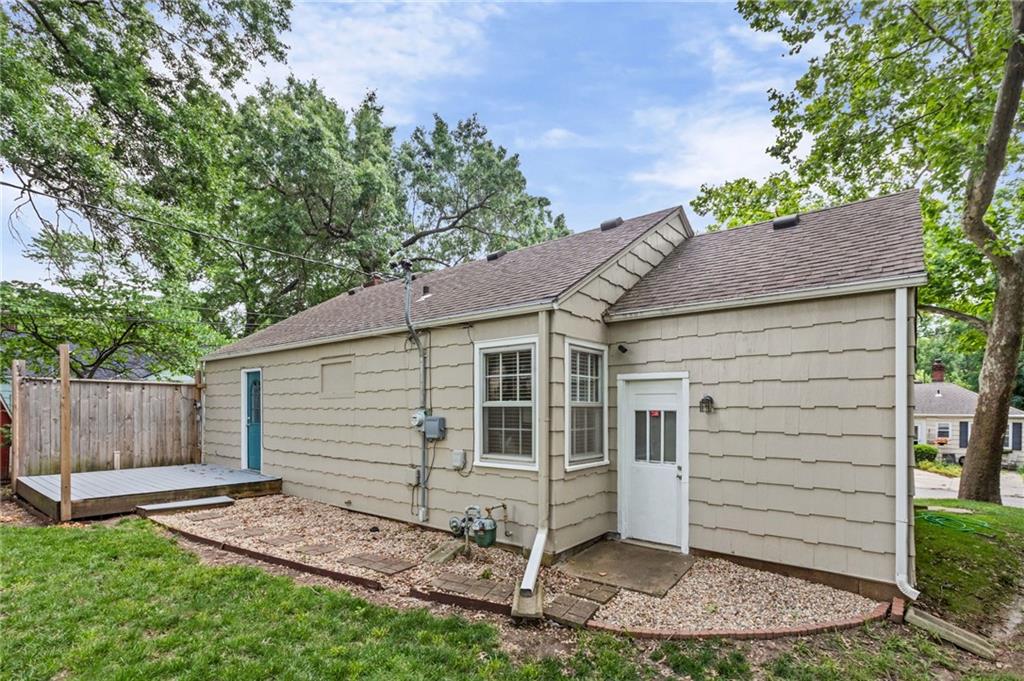 5227 Rosewood Drive