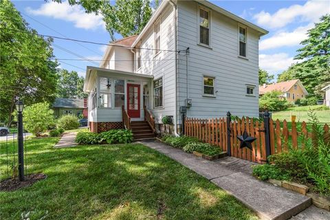 Tiny photo for 324 Harrison Street, Liberty, MO 64068 (MLS # 2588885)
