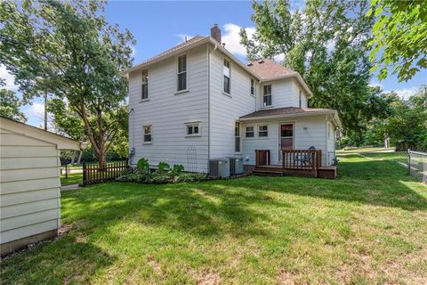 Tiny photo for 324 Harrison Street, Liberty, MO 64068 (MLS # 2588885)