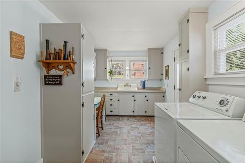 Tiny photo for 324 Harrison Street, Liberty, MO 64068 (MLS # 2588885)