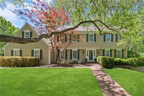 Photo of 8740 Ensley Lane, Leawood, KS 66206 (MLS # 2633769)