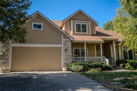 Photo of 4113 Blackjack Oak Drive, Lawrence, KS 66047 (MLS # 2647993)