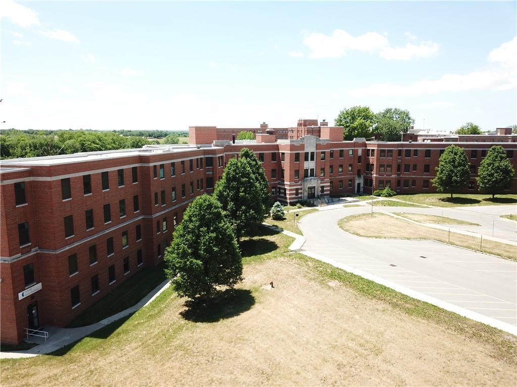 St Joseph, Missouri 64506, United States, ,Commercial,Pending,56630