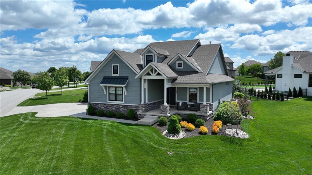 161 NW Carson Drive