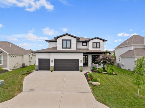 15297 W 172nd Place, Olathe, KS 66062 - MLS#: 2562142