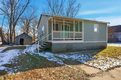 207 N Bissell Street Orrick MO 64077