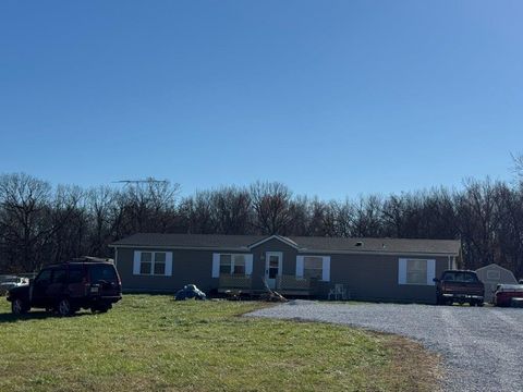 1654 NW 100 Road Kingsville MO 64061