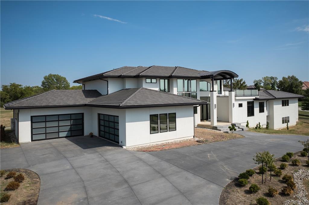 3331 S Saddle Ridge Court