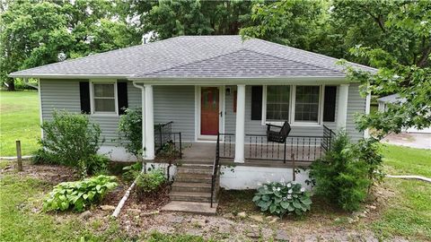 Photo of 10425 SE State RT FF Highway, Agency, MO 64401 (MLS # 2628347)