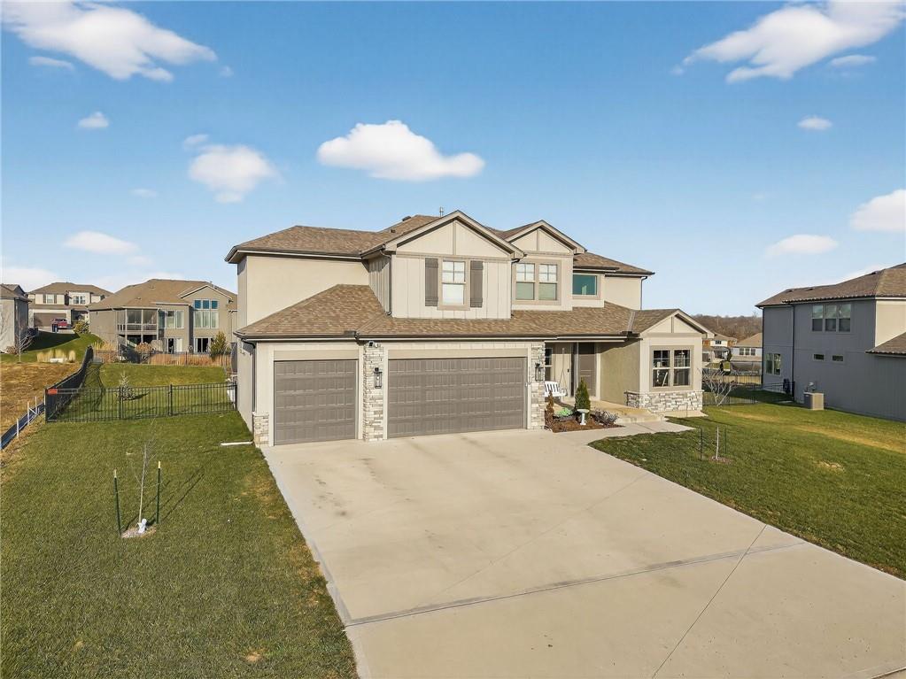 1116 Hummingbird Court