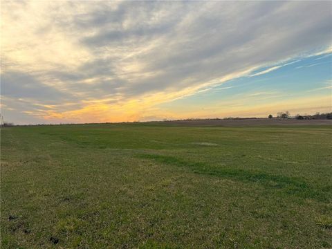 1560 N 100 Road Baldwin City KS 66006