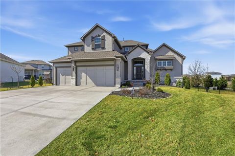 Photo of 18304 Monrovia Street, Overland Park, KS 66013 (MLS # 2624431)