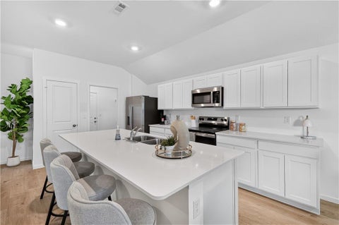 Photo of 20363 W 195th Street, Spring Hill, KS 66083 (MLS # 2644338)
