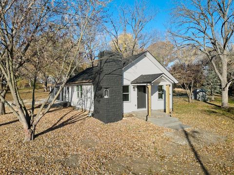 311 N 20th Street Leavenworth KS 66048