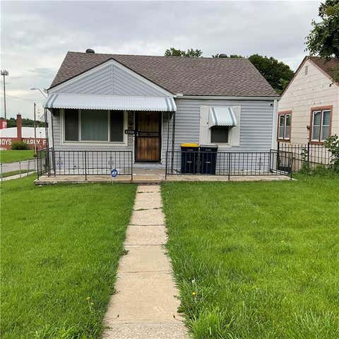 Photo of 4100 E Linwood Boulevard, Kansas City, MO 64128 (MLS # 2625290)