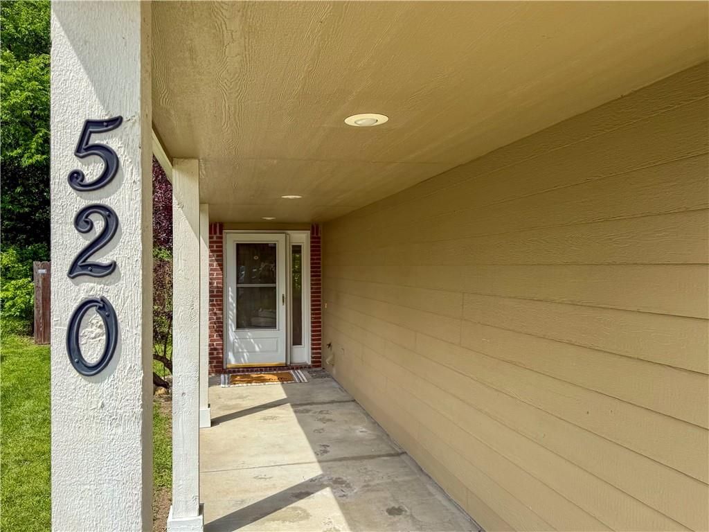 Photo of 520 N John Doy Court, Lawrence, KS 66049 (MLS # 2618468)