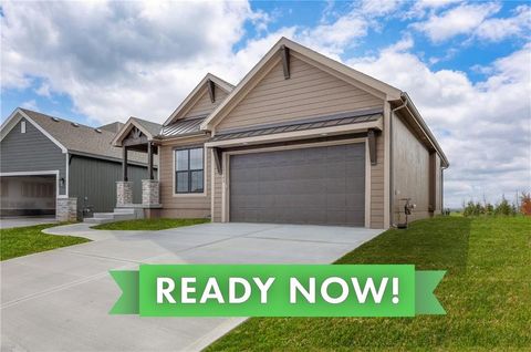 Photo of 15309 W 173rd Terrace, Olathe, KS 66062 (MLS # 2589223)
