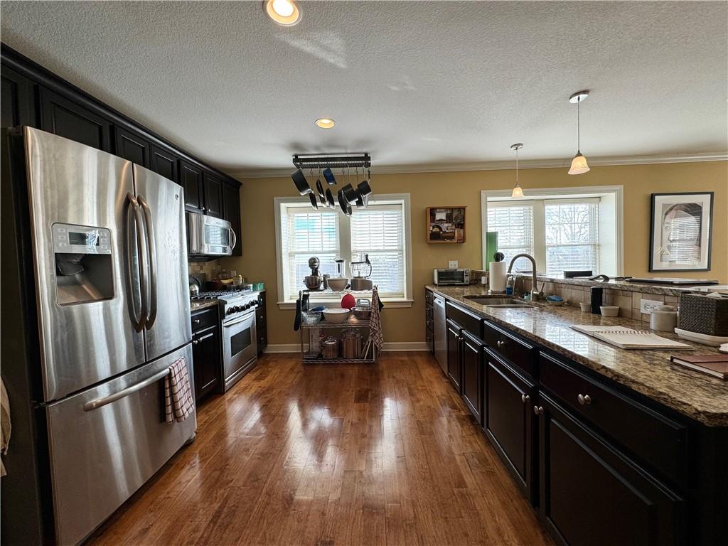 514 E 44th Street 300
