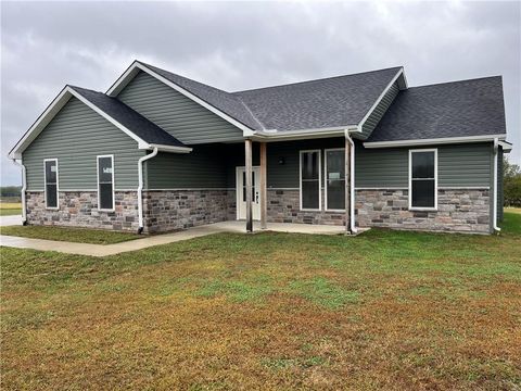 280 SW Business 13 Highway, Warrensburg, MO 64093 - #: 2584191