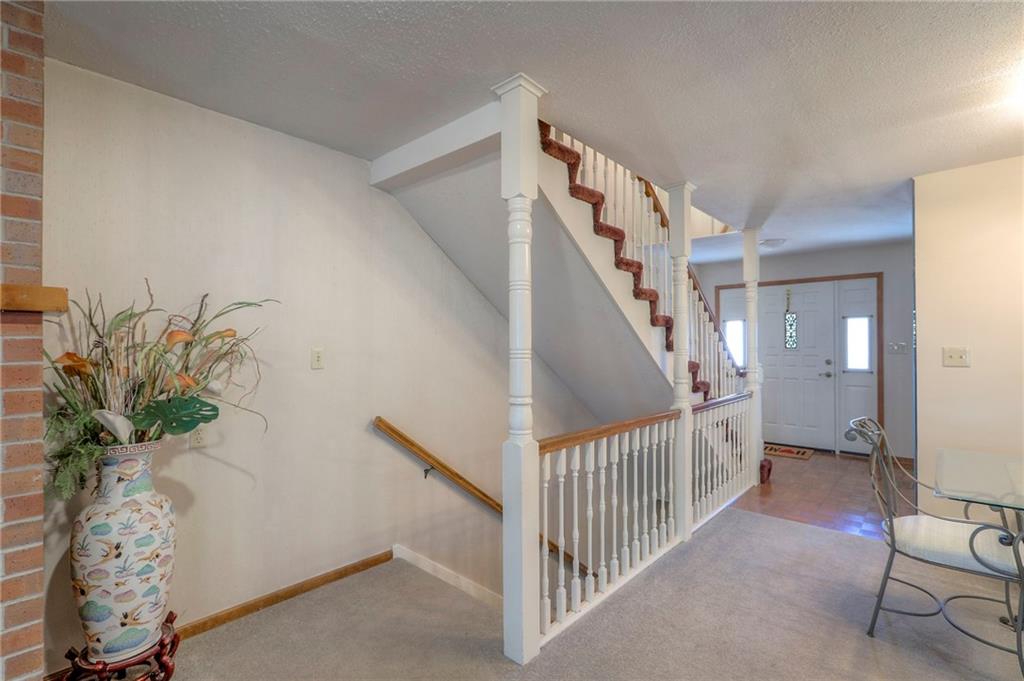 305 E Partridge Avenue