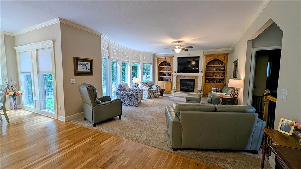 1575 Oakwood Lane