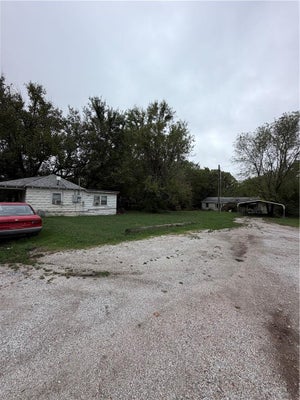 1909 & 1911 FRONT STREET, GALENA, KS 66739 - Image 3ebc68448dfdf4601bf32bd827268e52/4018103342