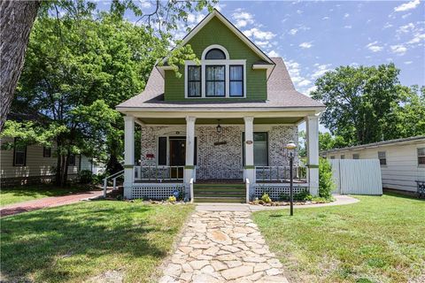 701 S Spruce Street, Coffeyville, KS 67337 - MLS#: 2552276