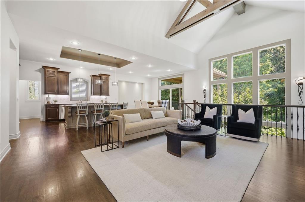 6119 Southlake Drive