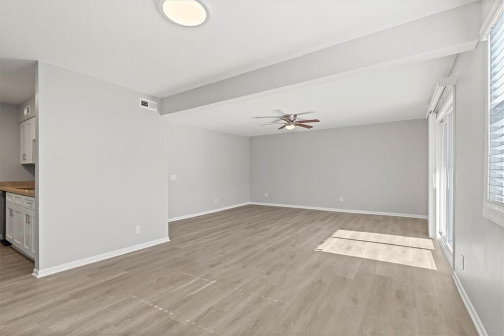 6206 Robinson Street 2