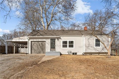 2414 NE 48th Street Kansas City MO 64118