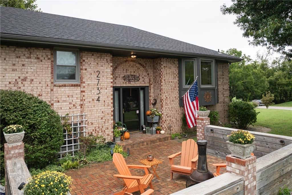 2734 N 99th Street
