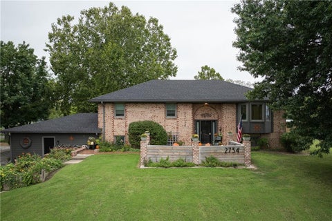 Photo of 2734 N 99th Street, Kansas City, KS 66109 (MLS # 2644117)