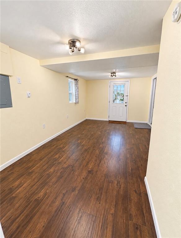 215 W 8th Street