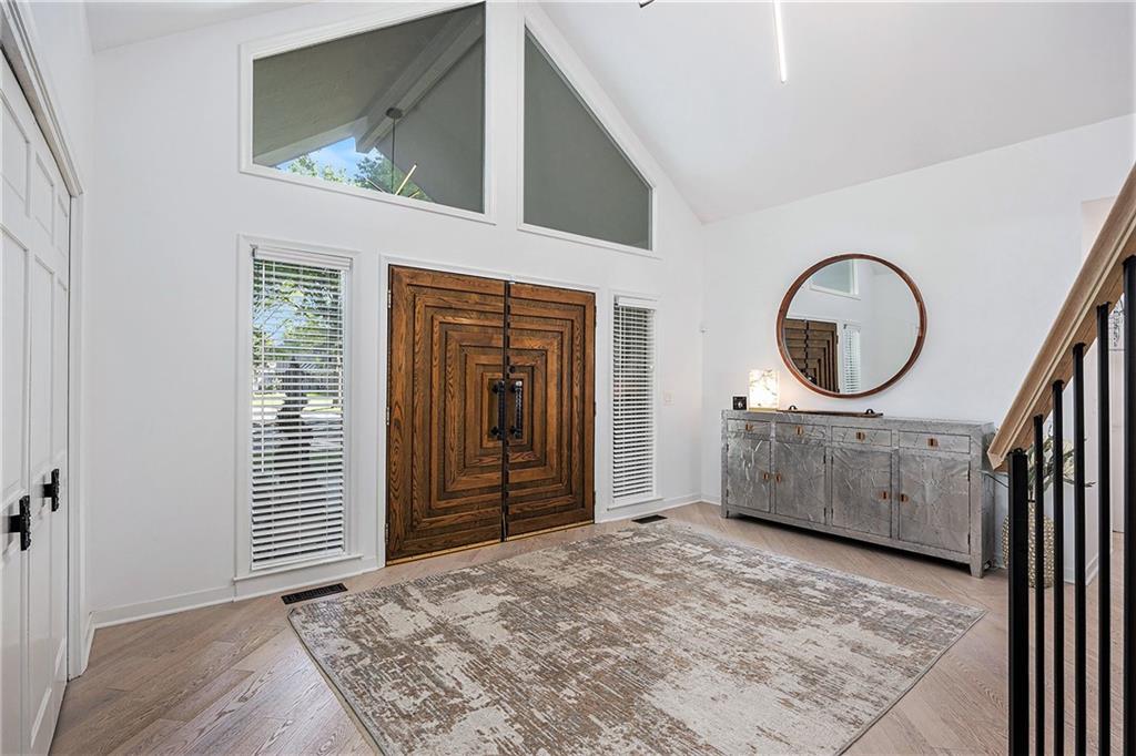 8201 W 100th Terrace
