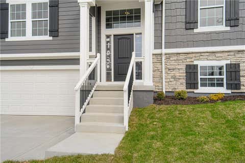 Tiny photo for 1038 Fir Lane, Liberty, MO 64068 (MLS # 2636616)
