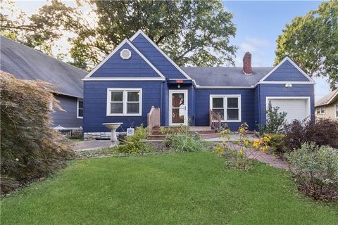 7620 Grand Avenue, Kansas City, MO 64114 - #: 2578352