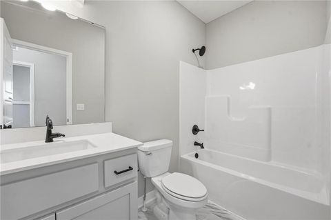 1313 SE Ranchland Street, Lee\'s Summit, MO 64081 - #: 2550318