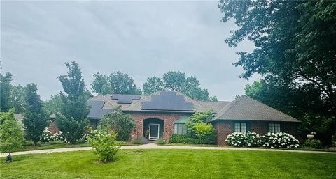 800 W 111th Terrace Kansas City MO 64114