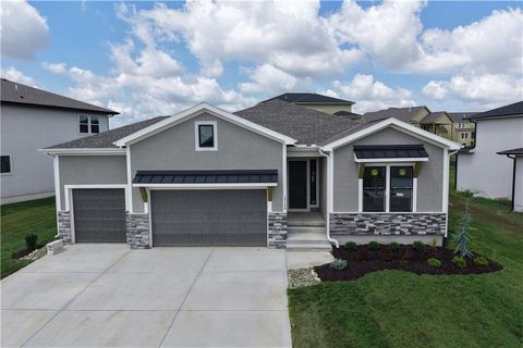 17162 S Laurelwood Street Olathe KS 66062