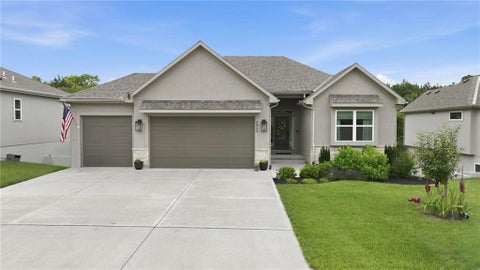 Photo of 8548 Valley Spring Drive, De Soto, KS 66018 (MLS # 2628478)