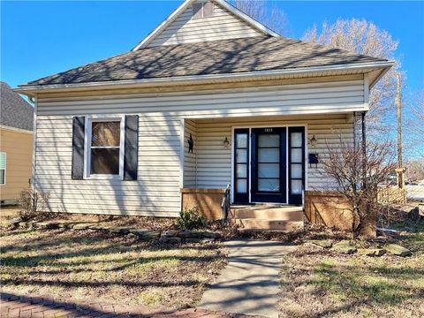 1811 N Locust Street, Pittsburg, KS 66762 - MLS#: 2536566