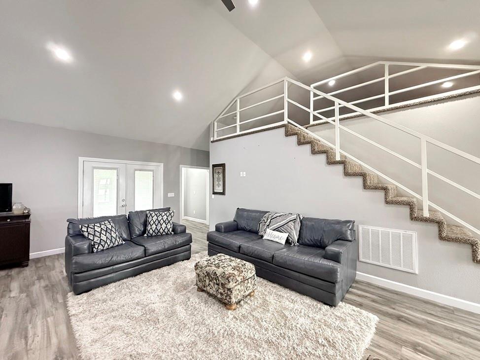 205 E Golden Street