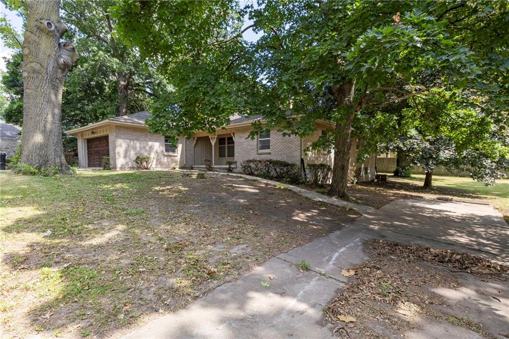10105 E 35th Street