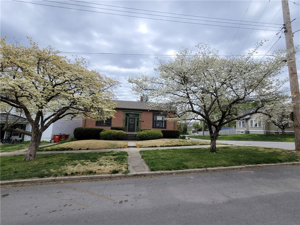 Listing image 1